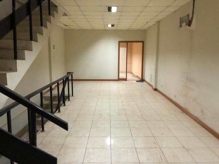 Disewakan Ruko di Plaza Kebon Jeruk